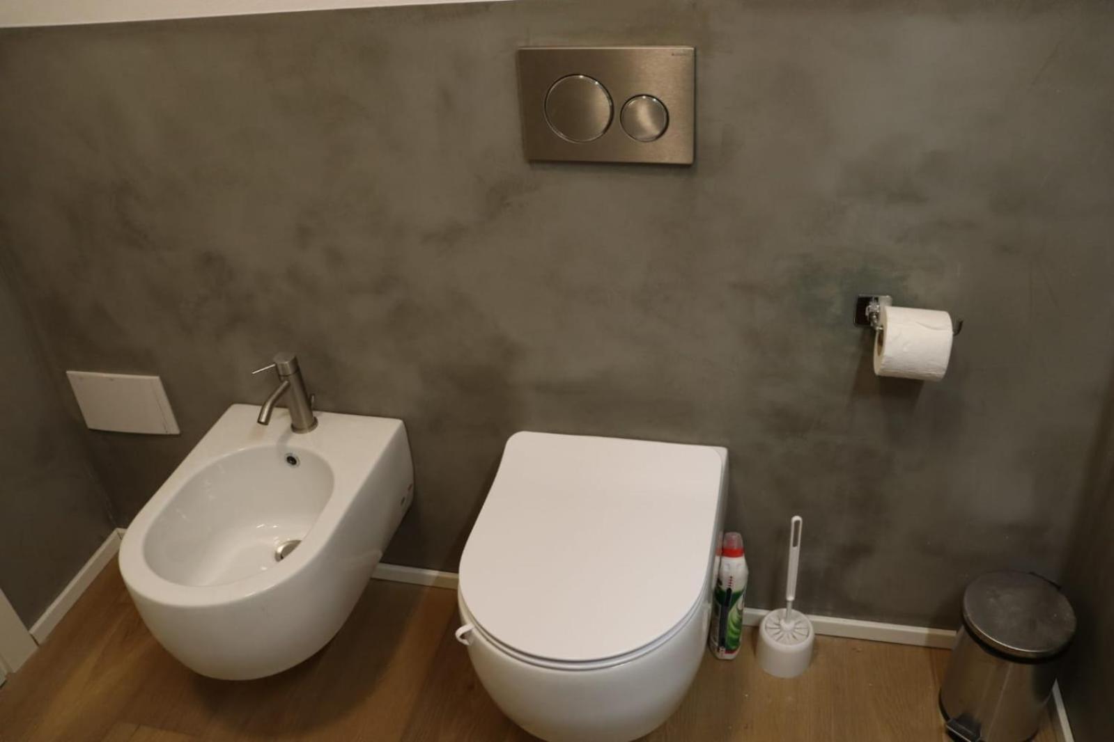 Little Apartment Over The Canal Bologna Esterno foto
